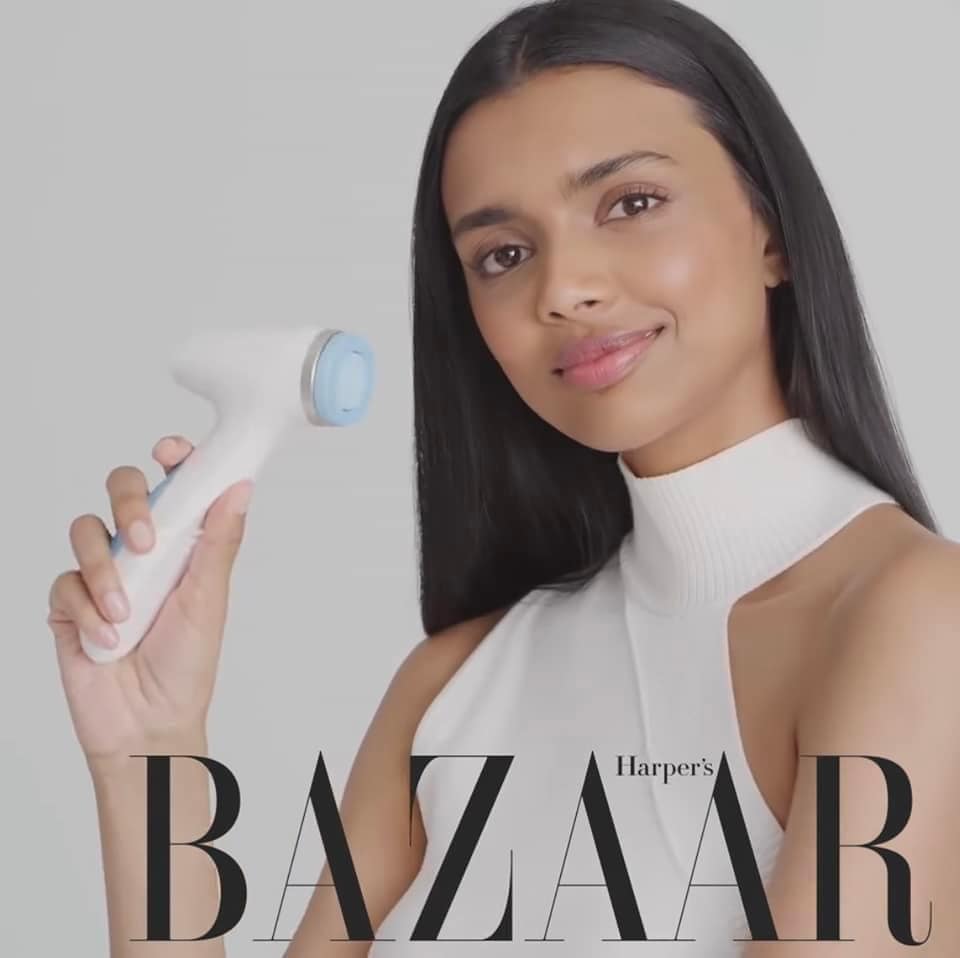 LumiSpa iO en la revista Harper's Bazaar